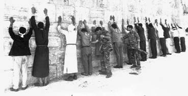 Une occupation de 50 ans&nbsp;: la guerre des Six Jours d�Isra�l a commenc� par un mensonge